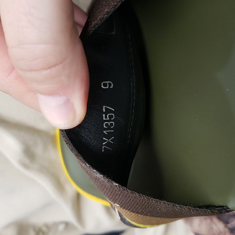 Fendi Olive Green Yellow Brown Patterned Slide Sandals - Picture 9 of 9